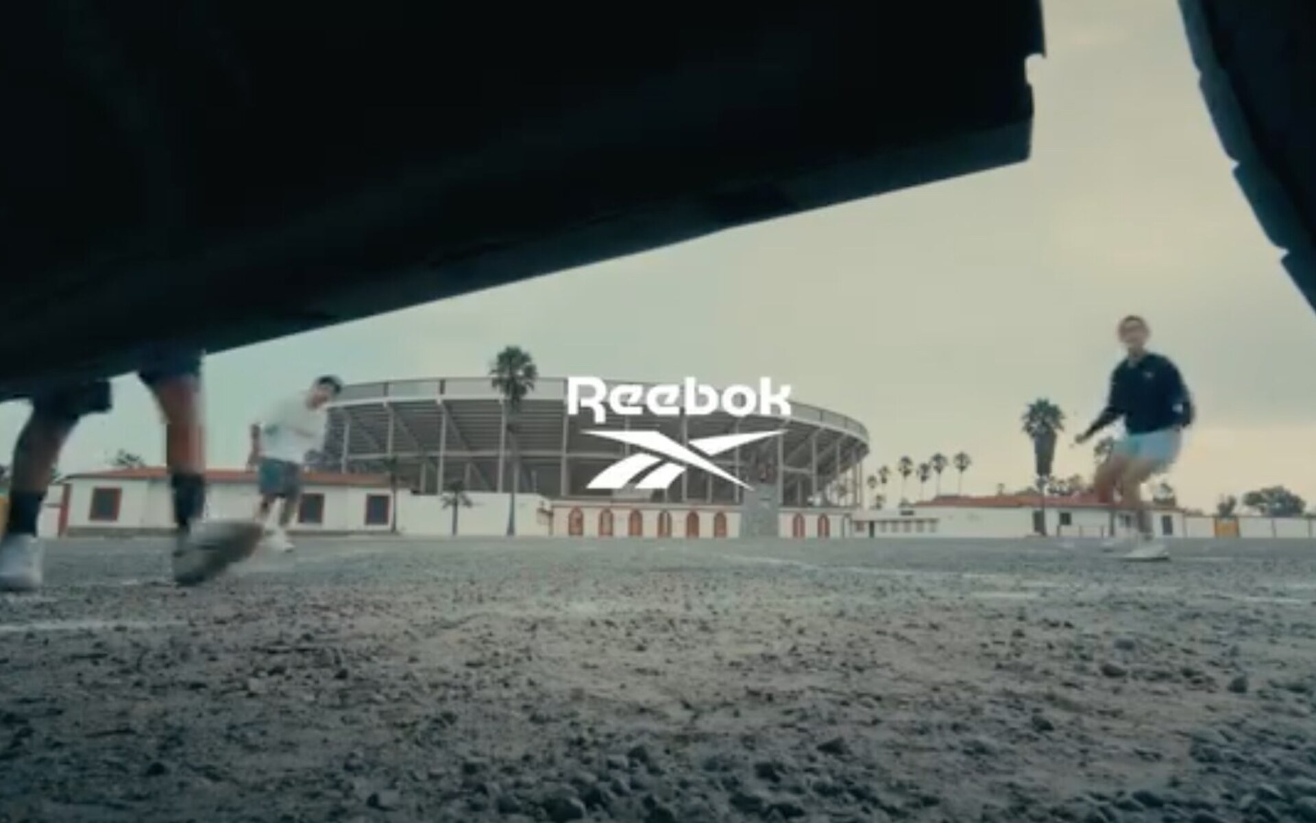 Reebok México and Xolos football campaign still