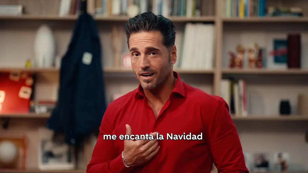 David Bustamante in Wallapop's Anti-villancico campaign